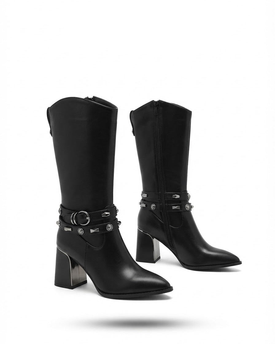 Dajdoj AK521-1 Chain-Detail Tall Boots in Black, three-quarter product view