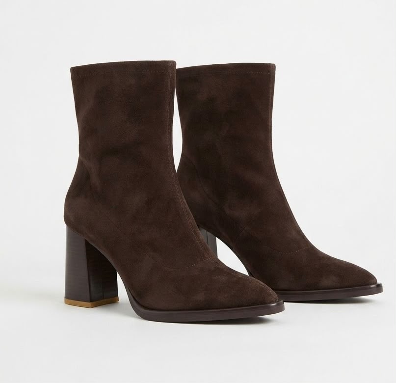 Dajdoj ak521/22 Textured Block-Heel Ankle Boots in Brown, three-quarter product view