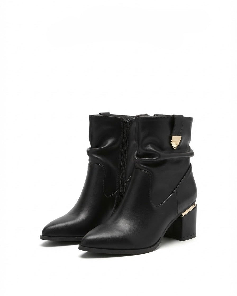 Dajdoj AK521-5 Buckle-Strap Ankle Boots in Black, three-quarter product view